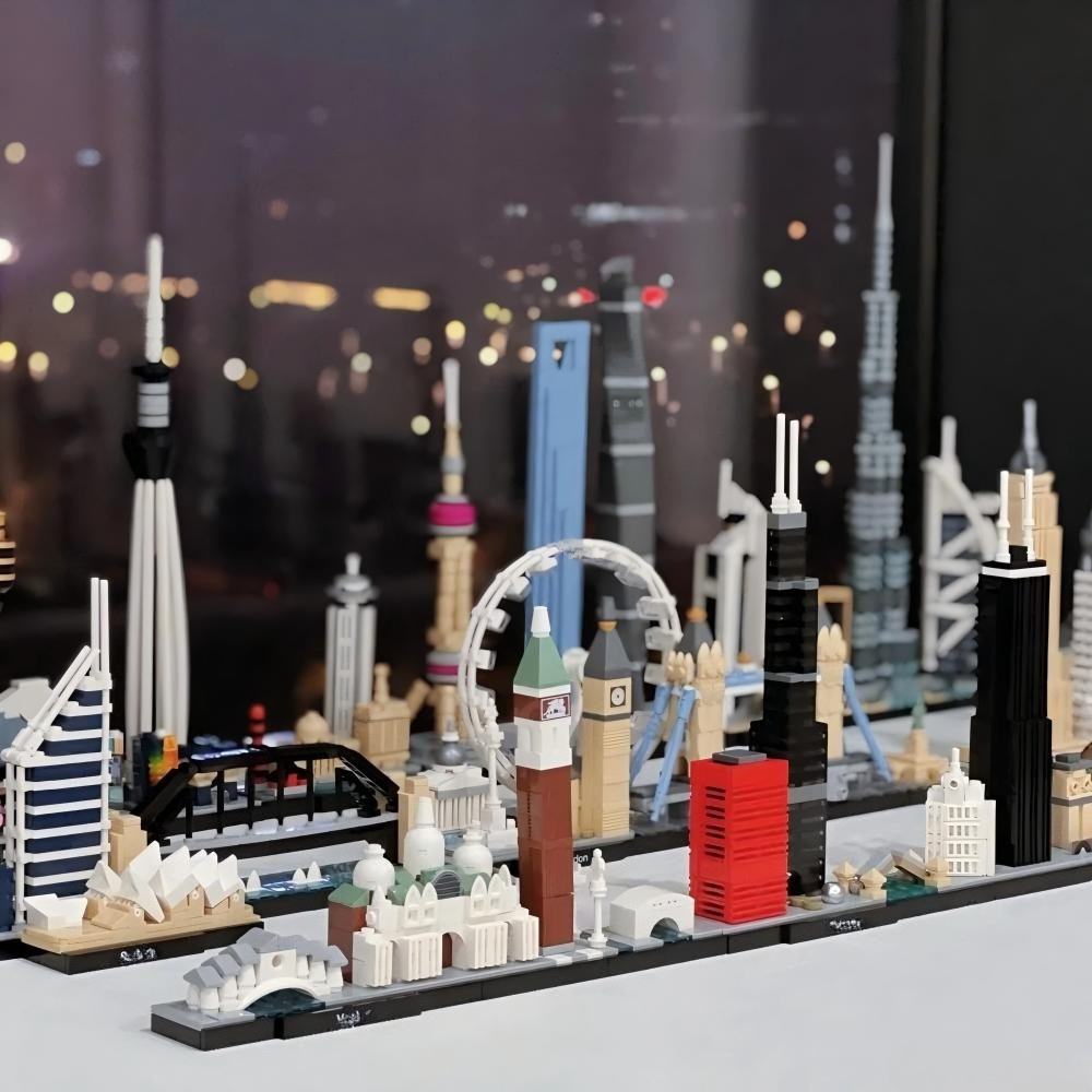 Thirteen Sets of City Models 2 - огляд і ціна Lego Set City
